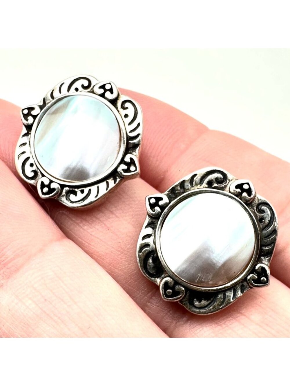 Indonesian Designer CNA Womans Earrings Sterling Silver Pearl Clip
